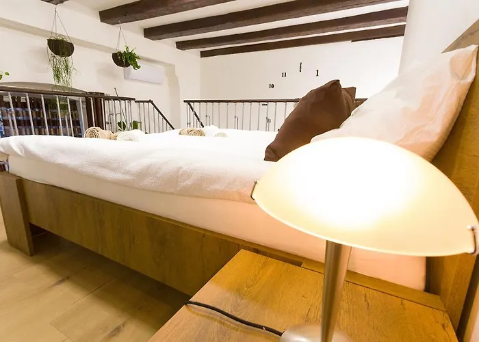 Sweet Getaway - & Parking *